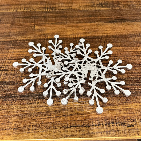 Snowflake Shelf Sitter